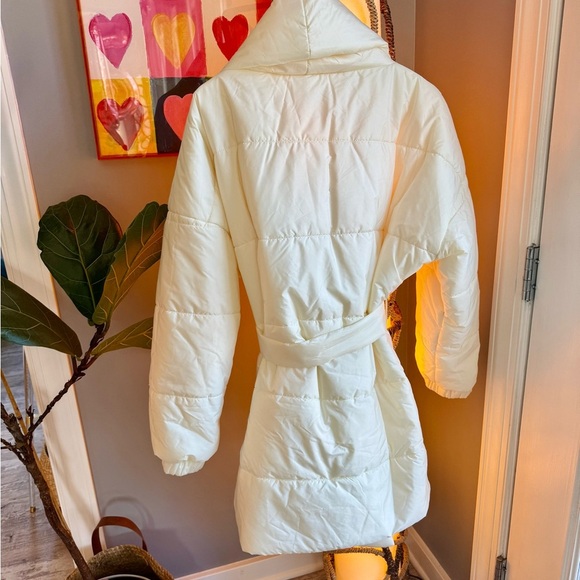 *NWT* NOCTURNE The Puffer Jacket, MRSP $400 - Picture 4 of 5